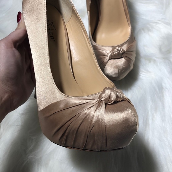 Pleaser Day & Night Satin Platform - Picture 4 of 6